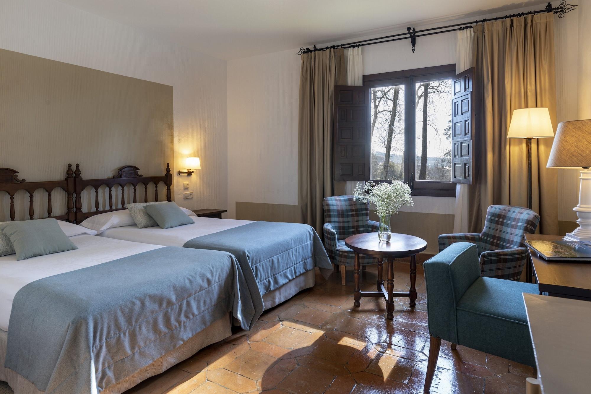 Parador De Jarandilla De La Vera Exteriör bild