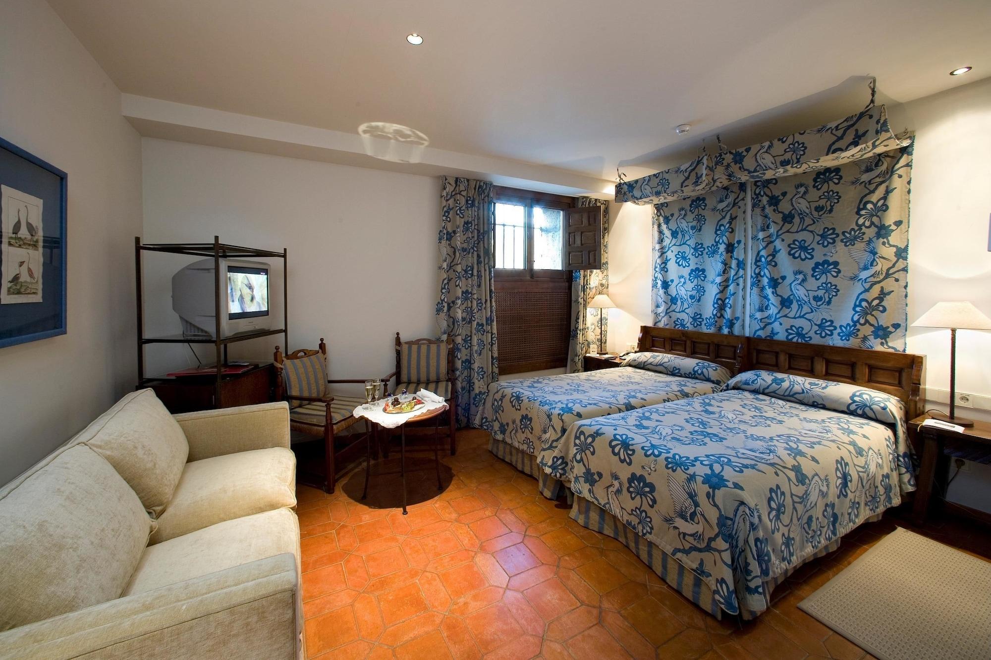 Parador De Jarandilla De La Vera Exteriör bild