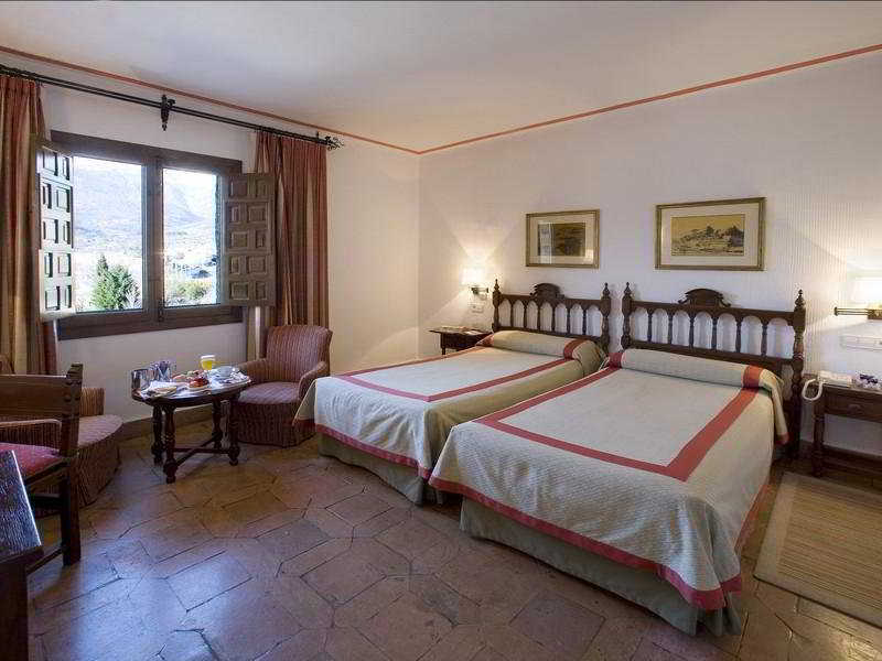 Parador De Jarandilla De La Vera Exteriör bild