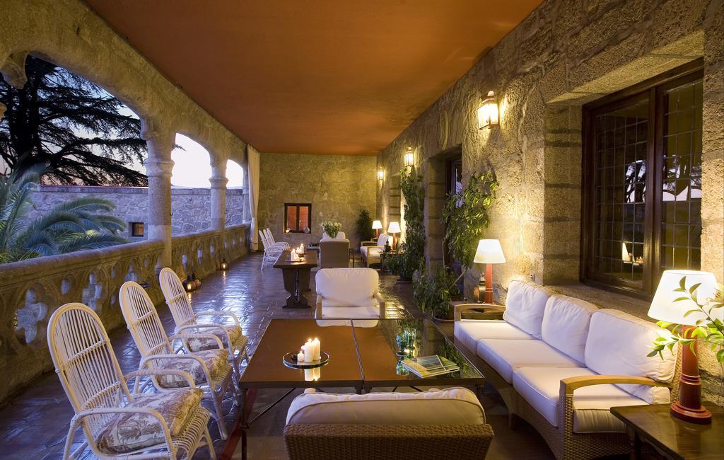 Parador De Jarandilla De La Vera Exteriör bild