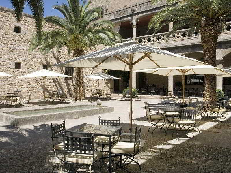 Parador De Jarandilla De La Vera Exteriör bild