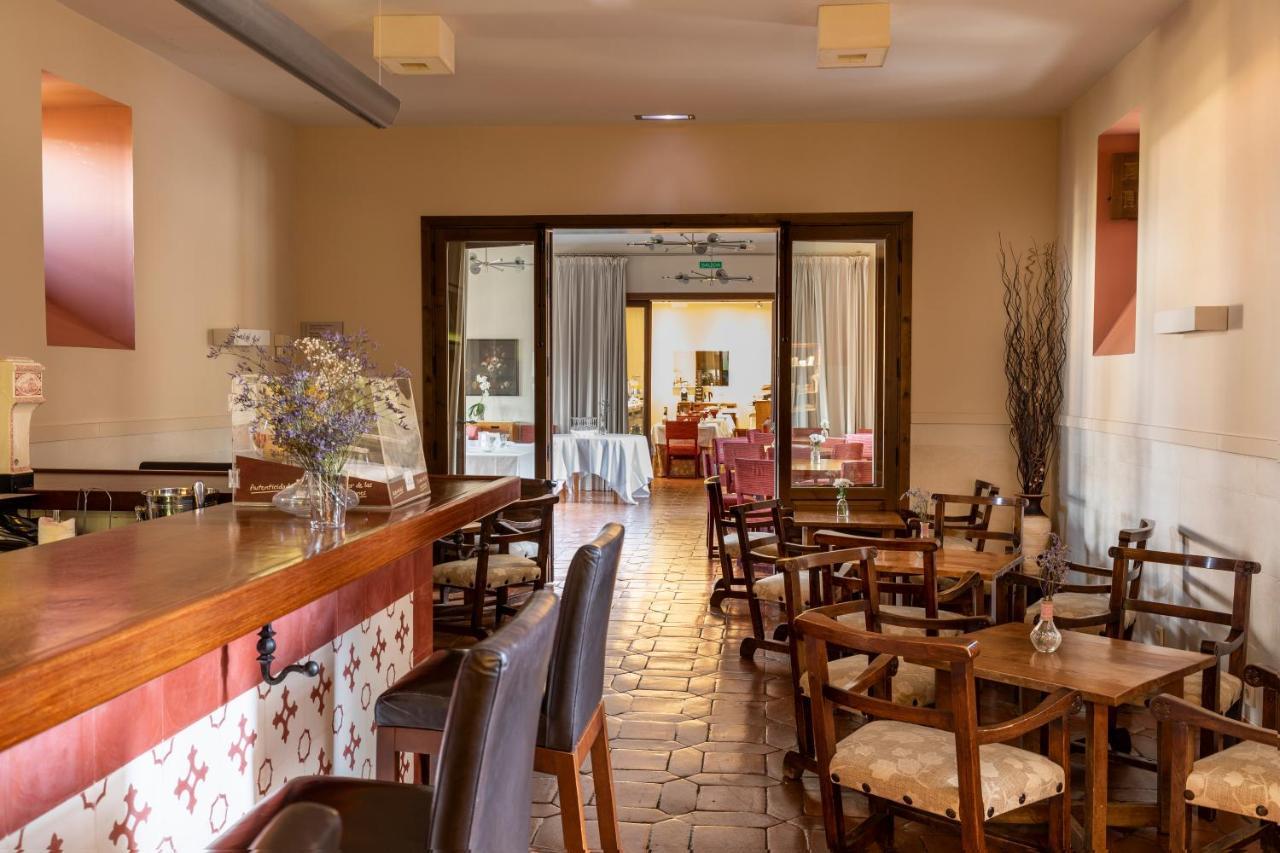 Parador De Jarandilla De La Vera Exteriör bild